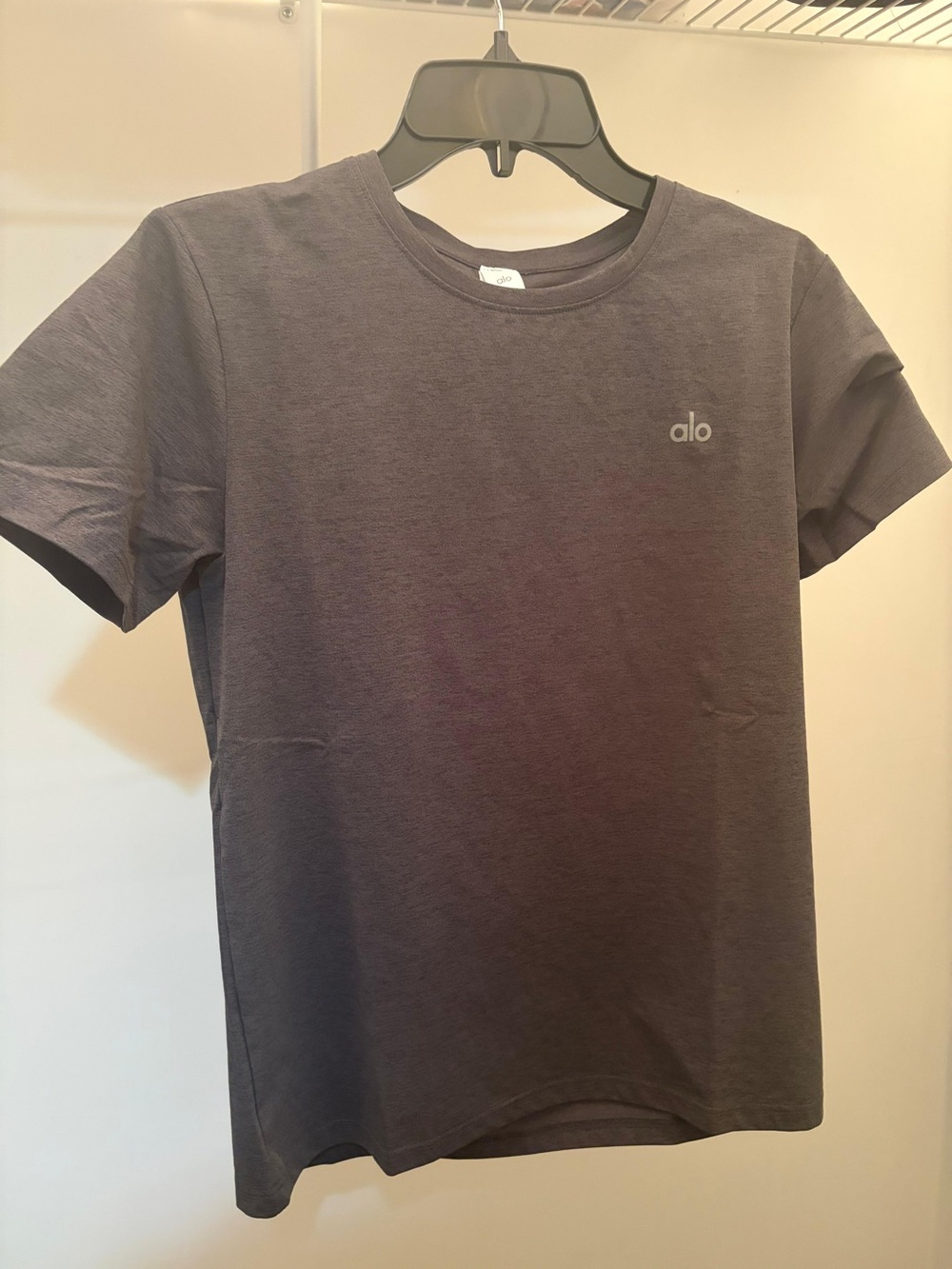 ALO Mens XS T Shirt!